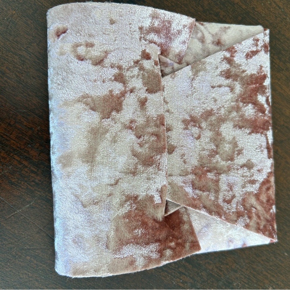 New/Never used Gabriel Artigas Pink Velvet Pouch